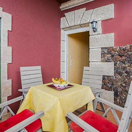 Aurora 2 Sea View アパート Arico